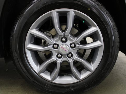 Used 2022 GMC Terrain SLT image 9