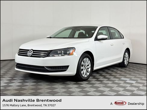 Used 2012 Volkswagen Passat 2.5 S FWD image 1