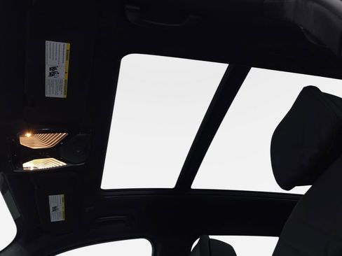 New 2026 BMW X5 xDrive50e w/ M Sport Package image 29