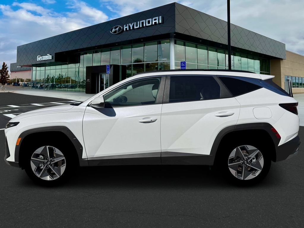 New 2026 Hyundai Tucson SEL w/ Tow & Go Package AWD/4WD image 3