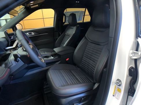 New 2026 Ford Explorer ST-Line image 10
