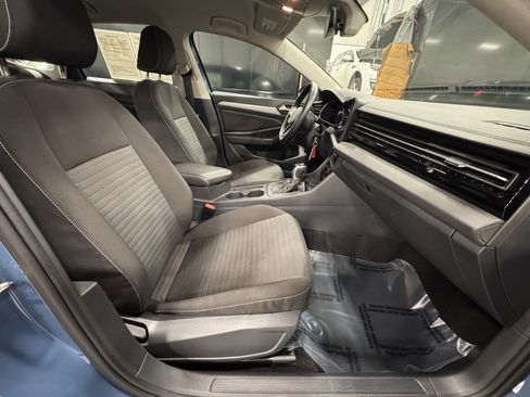 Used 2025 Volkswagen Jetta S image 23