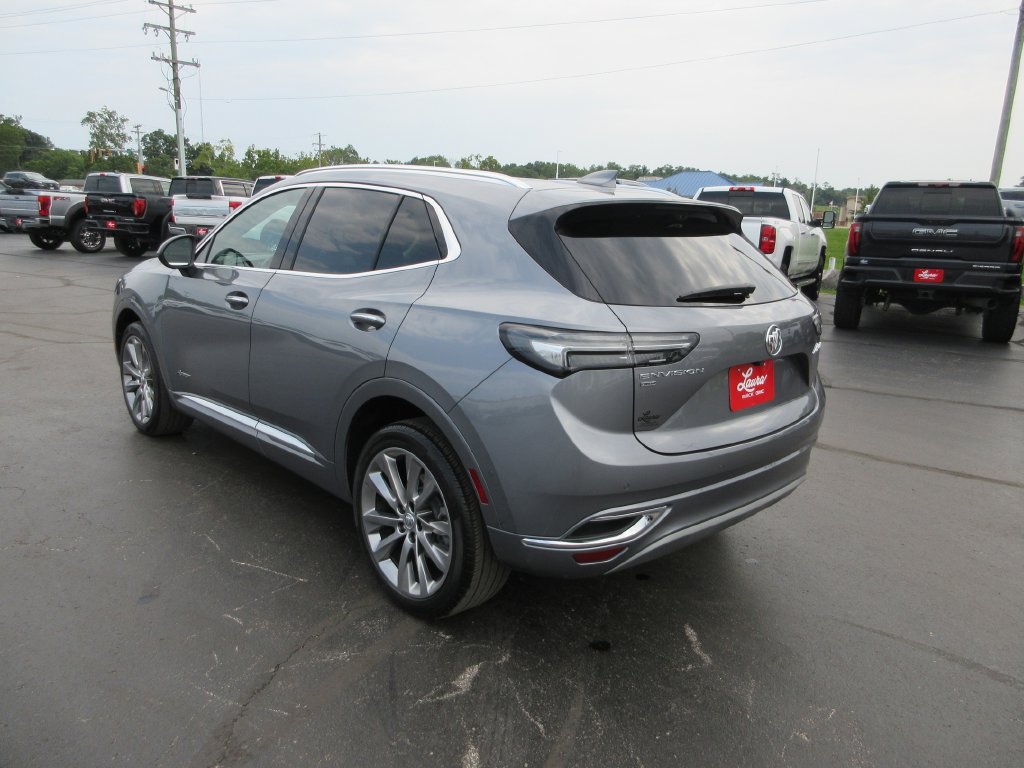 Certified 2022 Buick Envision Avenir w/ Technology Package II AWD/4WD image 9