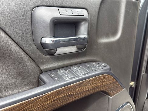 Used 2018 GMC Sierra 1500 Denali AWD/4WD image 12