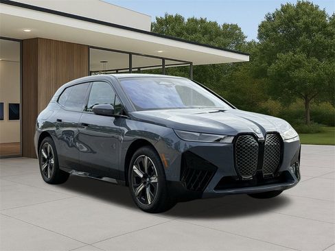 Certified 2023 BMW iX xDrive50 w/ Sport Package image 5