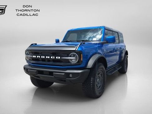 Used 2024 Ford Bronco Outer Banks AWD/4WD image 1