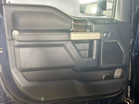 Used 2022 Ford F250 Lariat w/ Tremor Off-Road Package image 10