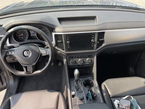 Used 2019 Volkswagen Atlas SE w/ Towing Package AWD/4WD image 14