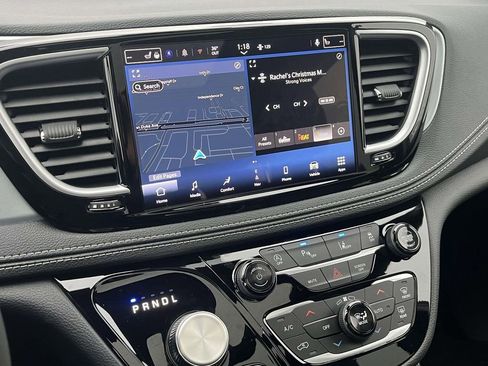 New 2026 Chrysler Pacifica Limited w/ S Appearance Package image 16