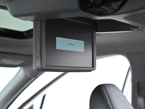 Used 2020 Honda Pilot Touring image 35