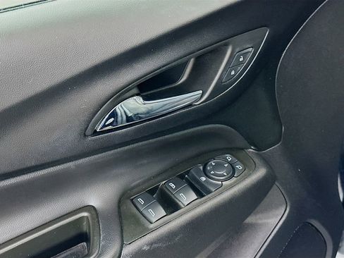 Used 2024 Chevrolet Equinox LT w/ LPO, Floor Liner Package image 24