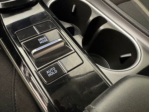 Used 2021 Hyundai Sonata SE w/ Preferred Accessory Package image 35