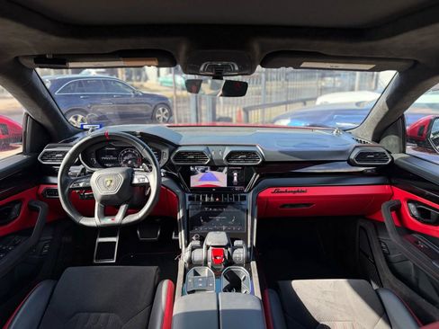 Used 2023 Lamborghini Urus S image 15