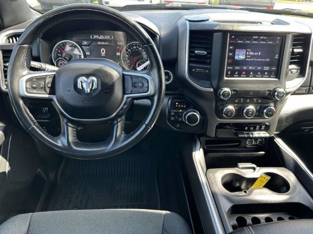 Used 2021 RAM 1500 Big Horn AWD/4WD image 2