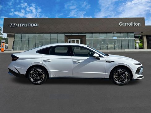 New 2026 Hyundai Sonata SEL image 4