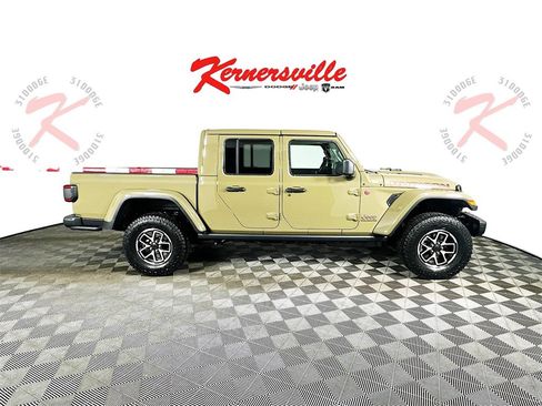 New 2026 Jeep Gladiator Rubicon image 8