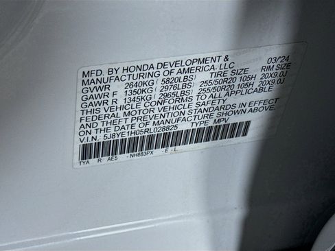 Used 2024 Acura MDX A-Spec image 35