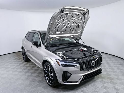 Certified 2024 Volvo XC60 B5 Ultimate AWD/4WD image 35