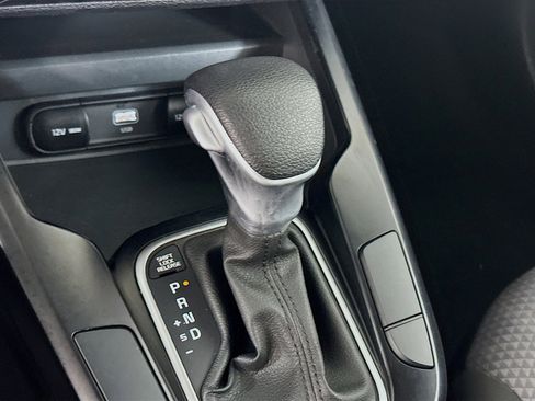 Used 2025 Kia Soul LX w/ LX Technology Package image 24