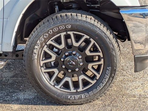 Used 2025 RAM 3500 Limited w/ Towing Technology Group image 11