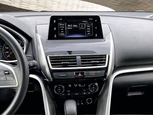 Used 2019 Mitsubishi Eclipse Cross 4d SUV AWC LE image 6