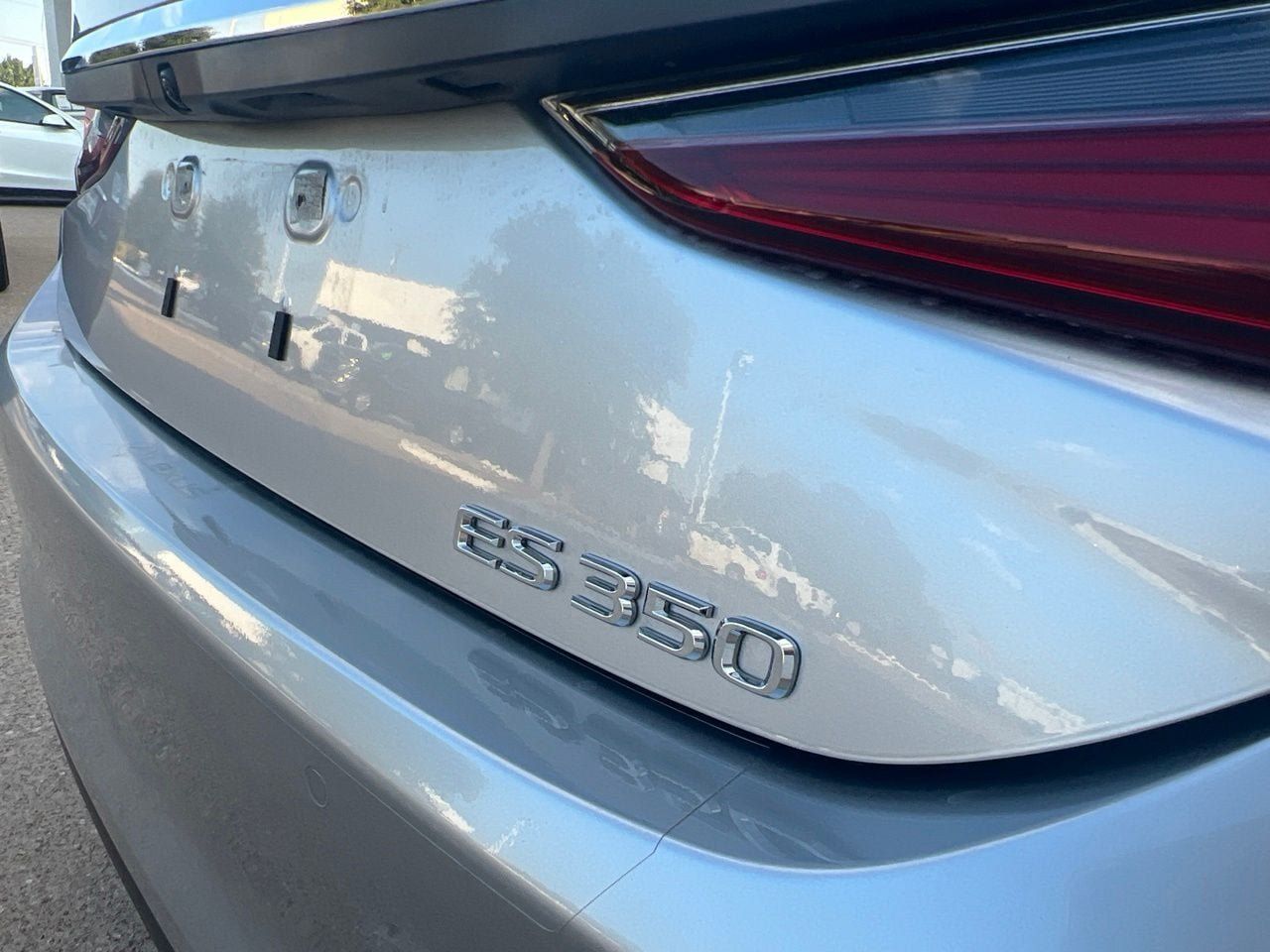 Used 2025 Lexus ES 350 Ultra Luxury w/ Accessory Package (Z2) FWD image 25