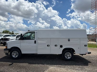 New 2025 Chevrolet Express 3500 w/ Power Convenience Package