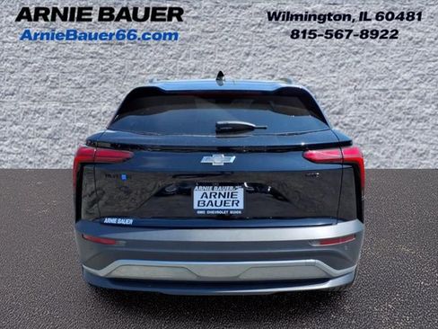 Used 2025 Chevrolet Blazer EV LT FWD image 8