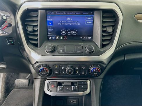 Used 2020 GMC Acadia SLE w/ Driver Convenience Package image 14