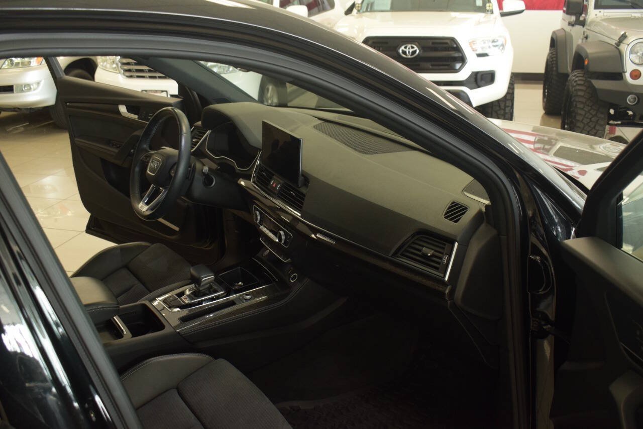 Used 2022 Audi SQ5 Premium Plus w/ Premium Plus Package AWD/4WD image 23