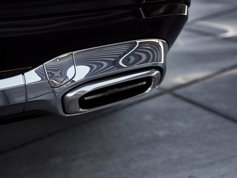 Used 2021 Mercedes-Benz Maybach GLS 600 Maybach GLS 600 image 14