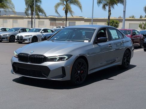 New 2026 BMW 330i Sedan w/ M Sport Package RWD image 5