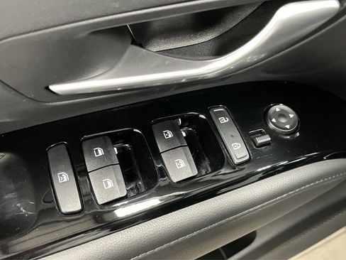 Used 2024 Hyundai Tucson Limited image 31