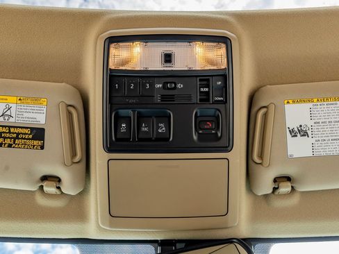 Used 2020 Toyota 4Runner Limited AWD/4WD image 28