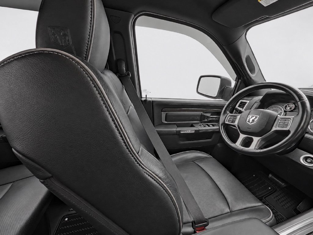 Used 2017 RAM 1500 Limited AWD/4WD image 16