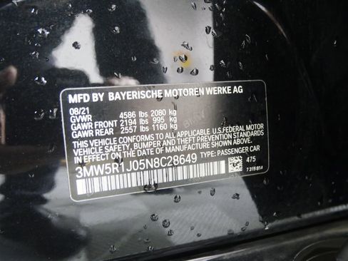 Used 2022 BMW 330i Sedan w/ Premium Package image 26