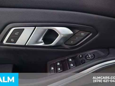 Used 2023 BMW 330i Sedan w/ Premium Package image 16