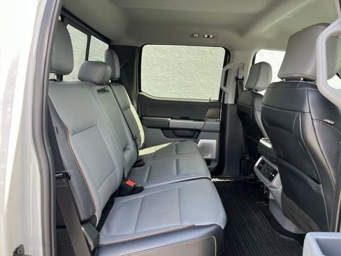 Used 2024 Ford F150 Lariat w/ Equipment Group 502A High image 9