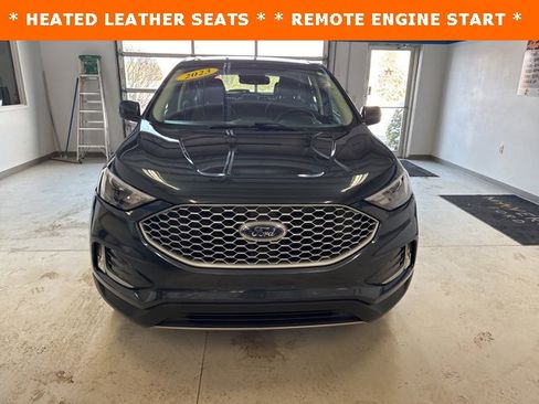 Used 2024 Ford Edge SEL w/ Convenience Package image 2