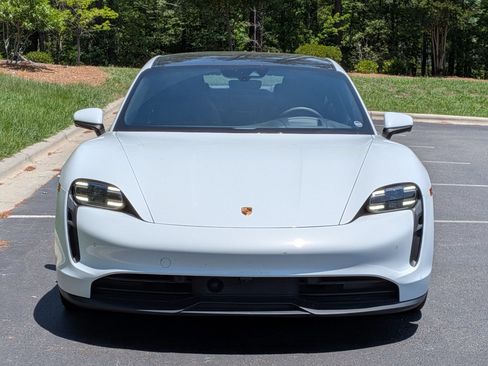 Used 2023 Porsche Taycan RWD image 27