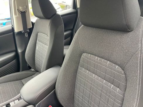 Certified 2024 Honda HR-V LX image 6