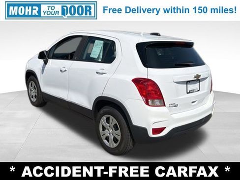 Used 2018 Chevrolet Trax LS FWD image 3