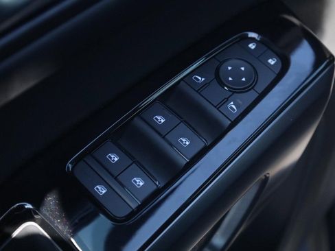 New 2026 Nissan Pathfinder SL w/ SL Premium Package (P04) image 11