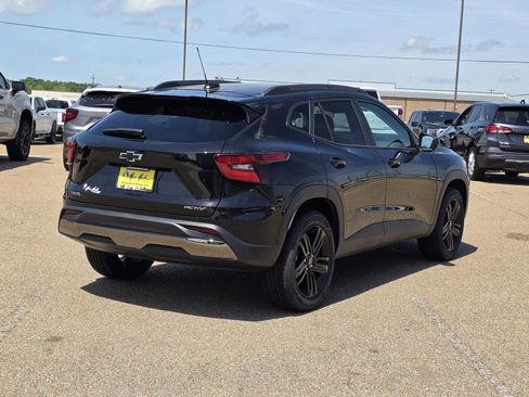 New 2026 Chevrolet Trax ACTIV image 4