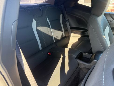 Used 2019 Chevrolet Camaro LT image 15