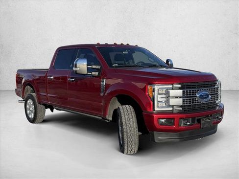 Used 2017 Ford F250 Platinum w/ Platinum Ultimate Package image 3