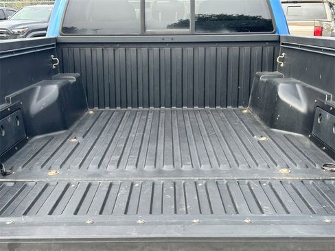 Used 2017 Toyota Tacoma SR5 image 13