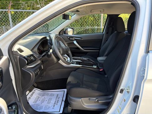 Used 2024 Mitsubishi Eclipse Cross LE AWD/4WD image 19