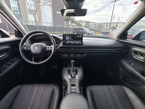 Used 2025 Honda HR-V EX-L image 9