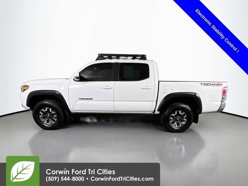 Used 2023 Toyota Tacoma TRD Off-Road image 6